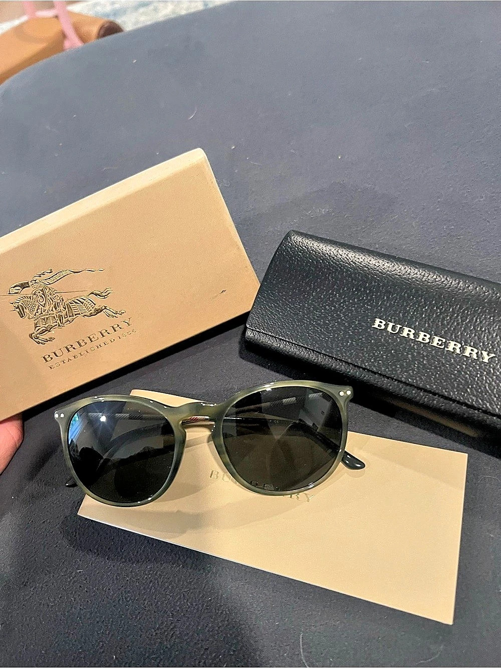 Burberry  Green Round Sunglasses Like New
